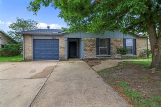 7012 Lincolnshire Lane, North Richland Hills, TX 76182