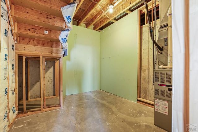 574 S Chimazo Dr, Pueblo West, CO 81007