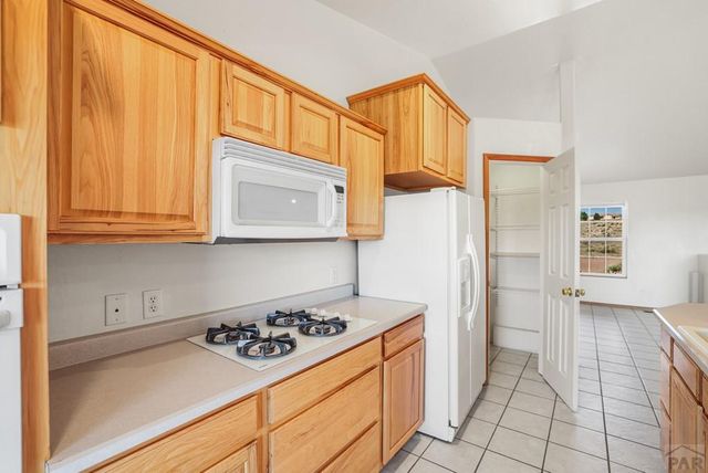 574 S Chimazo Dr, Pueblo West, CO 81007