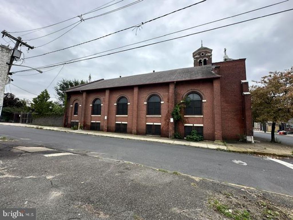 832 S 4TH ST, CAMDEN, NJ 08103 — photo 2