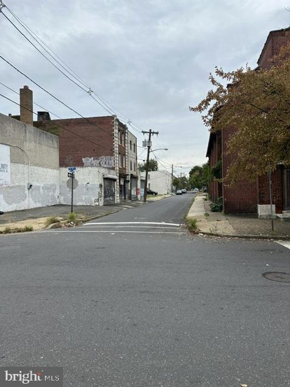 832 S 4TH ST, CAMDEN, NJ 08103 — photo 5