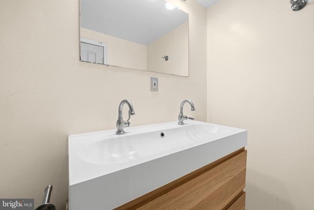 512 QUINCY ST NW, Washington, DC 20011