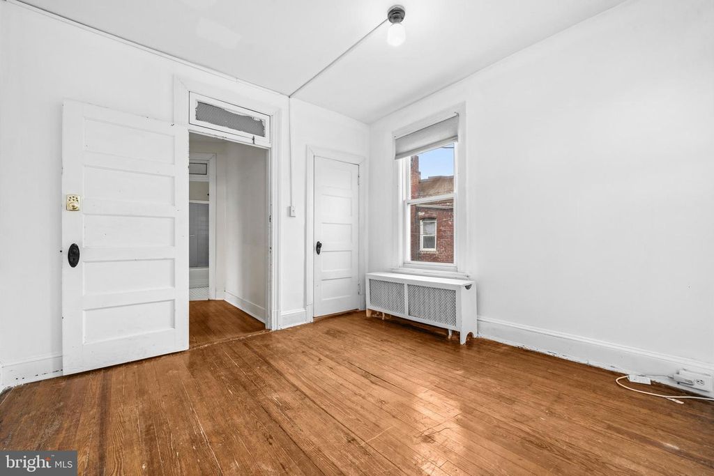 Image 25 of property listing at 512 QUINCY ST NW, Washington, DC 20011