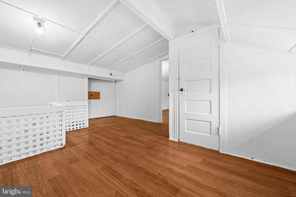 Image 34 of property listing at 512 QUINCY ST NW, Washington, DC 20011