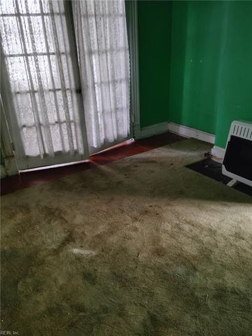 231 W 26th ST, Norfolk, VA 23517