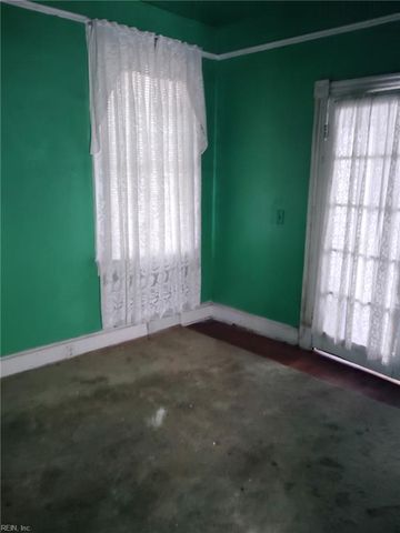 231 W 26th ST, Norfolk, VA 23517