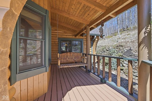 2901 N Pierce Drive, Solsberry, IN 47459