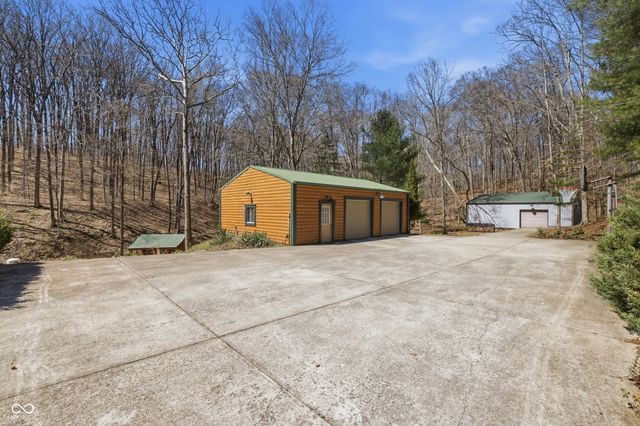 2901 N Pierce Drive, Solsberry, IN 47459