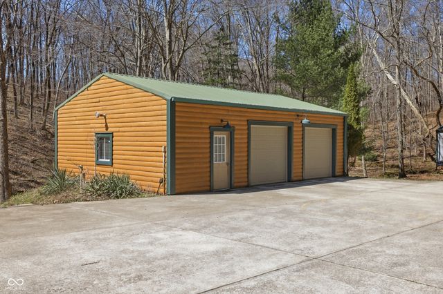 2901 N Pierce Drive, Solsberry, IN 47459