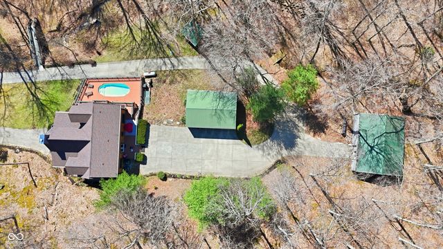 2901 N Pierce Drive, Solsberry, IN 47459