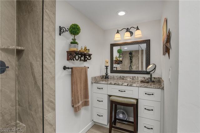 320 Horse Creek DR 306, Naples, FL 34110