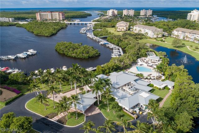 320 Horse Creek DR 306, Naples, FL 34110