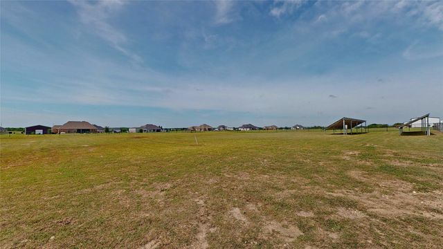 138 Chisos Drive, Decatur, TX 76234