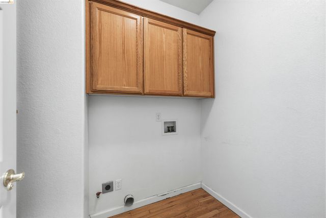 19035 Apple Valley Dr, Sonora, CA 95370