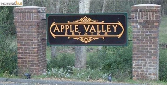 19035 Apple Valley Dr, Sonora, CA 95370