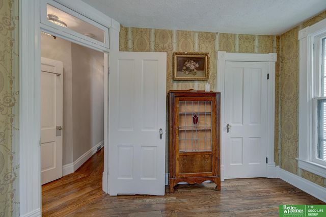 365 N 41st Avenue, Omaha, NE 68131