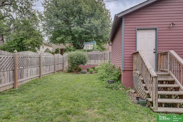 365 N 41st Avenue, Omaha, NE 68131