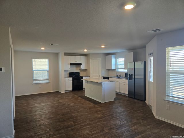 3443 Stoney Bayou, San Antonio, TX 78245