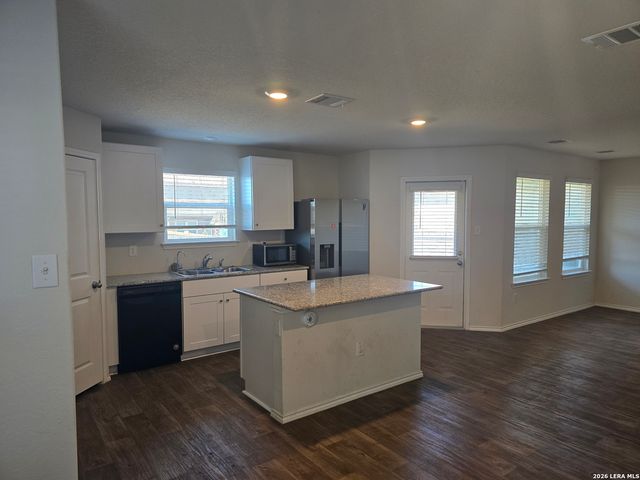 3443 Stoney Bayou, San Antonio, TX 78245