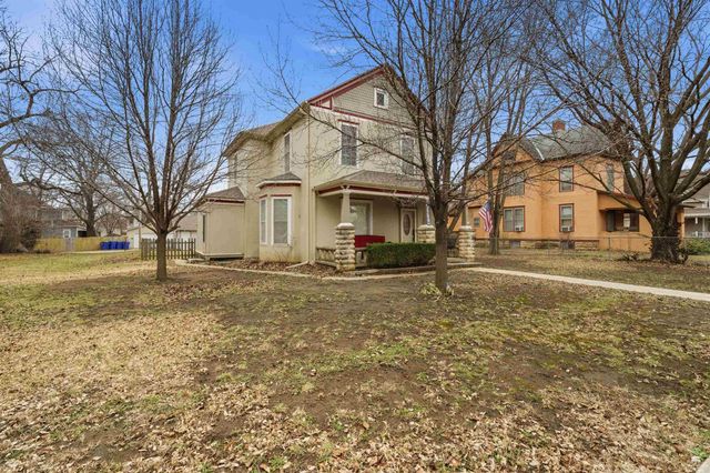 215 W 3rd Street, Junction City, KS 66441