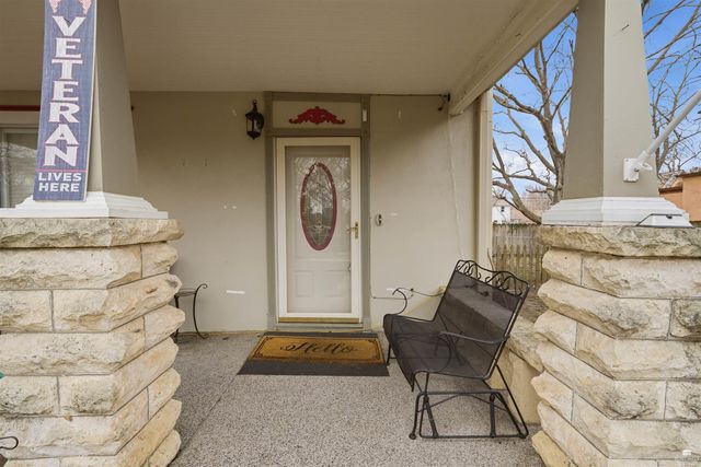 215 W 3rd Street, Junction City, KS 66441