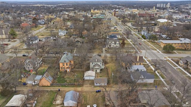 215 W 3rd Street, Junction City, KS 66441