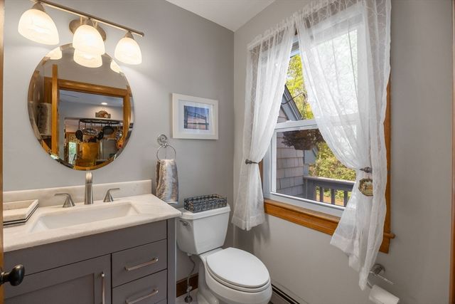 12 Madison Dr, Sandwich, MA 02537