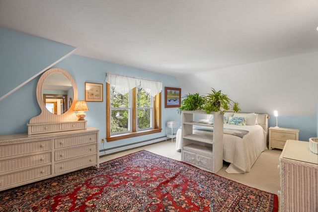 12 Madison Dr, Sandwich, MA 02537