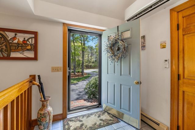 12 Madison Dr, Sandwich, MA 02537