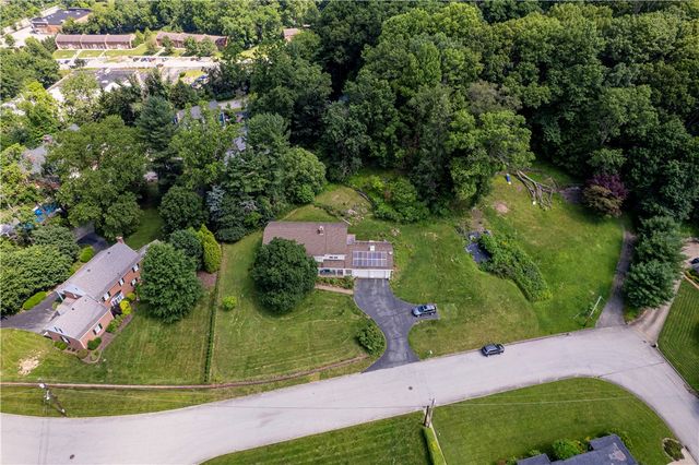 17 Sycamore St, City Of Greensburg, PA 15601