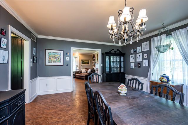 17 Sycamore St, City Of Greensburg, PA 15601