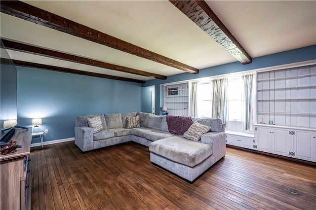 17 Sycamore St, City Of Greensburg, PA 15601