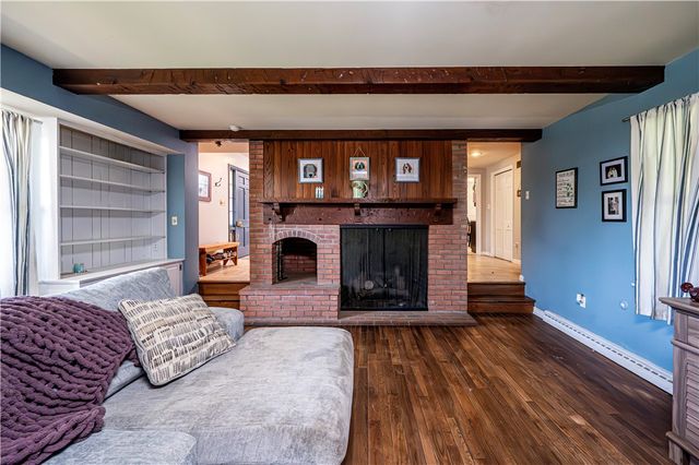 17 Sycamore St, City Of Greensburg, PA 15601