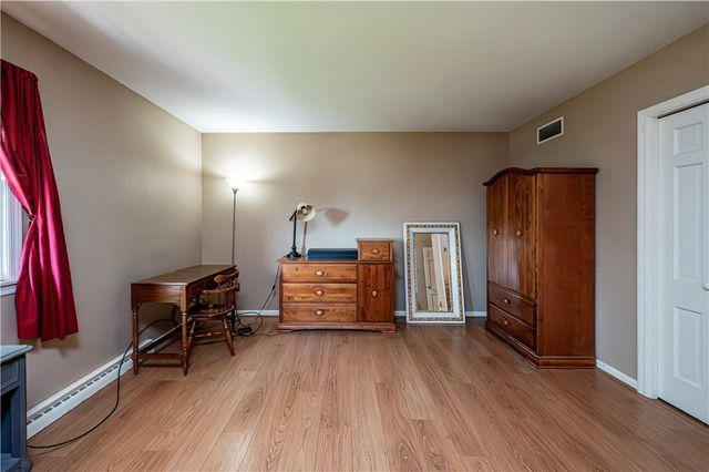 17 Sycamore St, City Of Greensburg, PA 15601