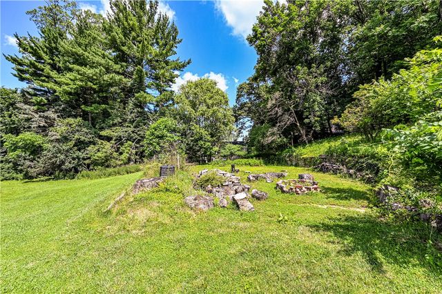 17 Sycamore St, City Of Greensburg, PA 15601