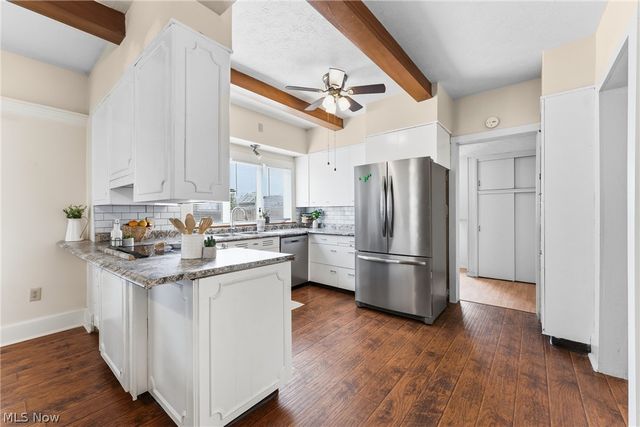 198 E Main Street, Apple Creek, OH 44606