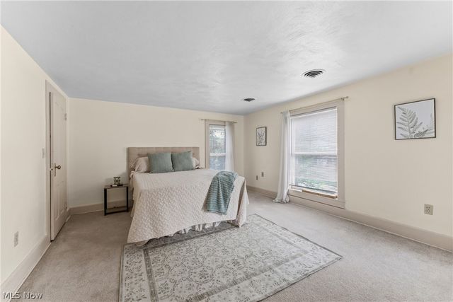 198 E Main Street, Apple Creek, OH 44606