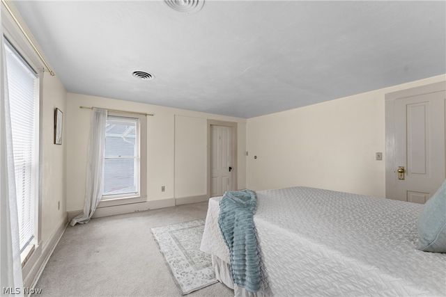198 E Main Street, Apple Creek, OH 44606