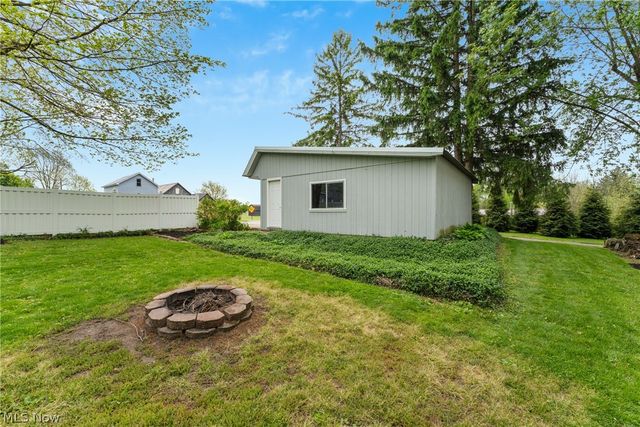 198 E Main Street, Apple Creek, OH 44606
