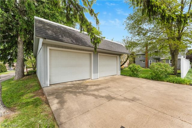 198 E Main Street, Apple Creek, OH 44606