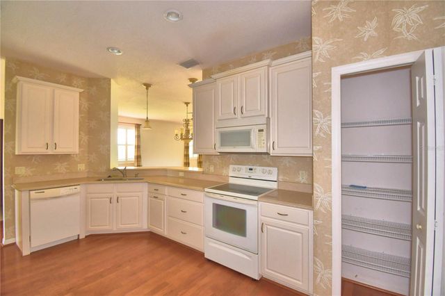 1307 INNSBRUCK CT, Winter Haven, FL 33884
