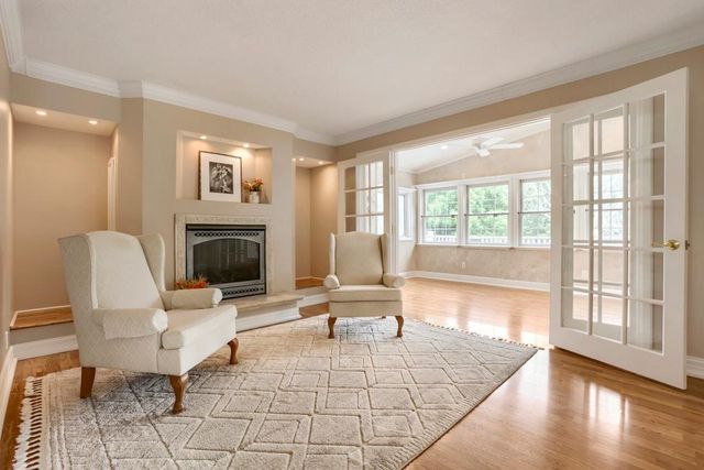 8664 Xenium Lane N, Maple Grove, MN 55369