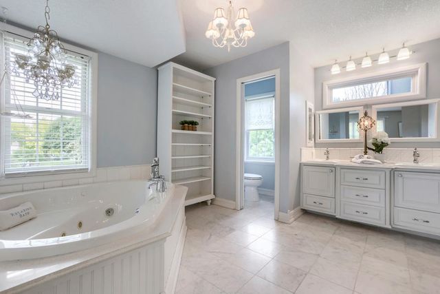 8664 Xenium Lane N, Maple Grove, MN 55369