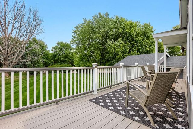 8664 Xenium Lane N, Maple Grove, MN 55369