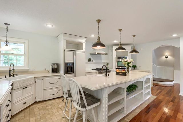 8664 Xenium Lane N, Maple Grove, MN 55369