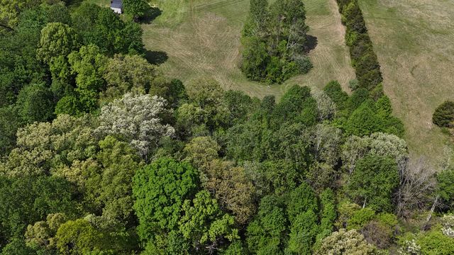250 Holladay Lane, Waco, KY 40385