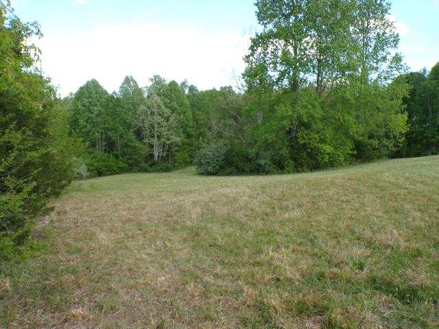 250 Holladay Lane, Waco, KY 40385