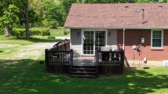 250 Holladay Lane, Waco, KY 40385