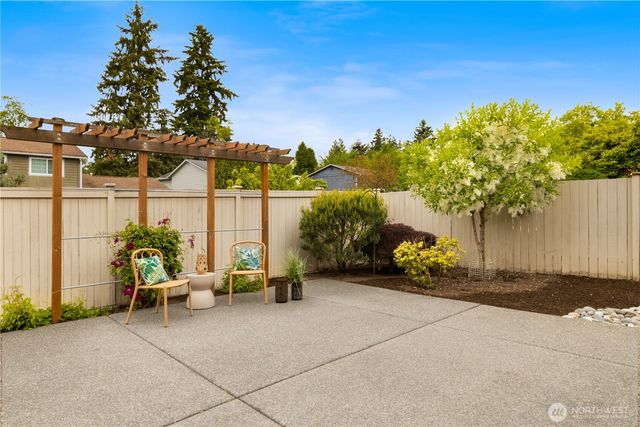 14518 112th Avenue NE, Kirkland, WA 98034