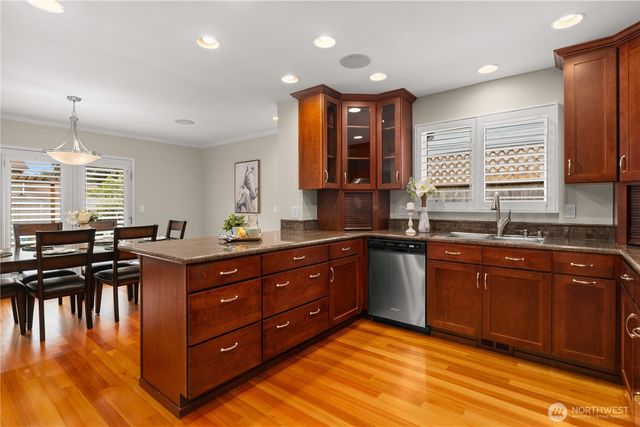 14518 112th Avenue NE, Kirkland, WA 98034